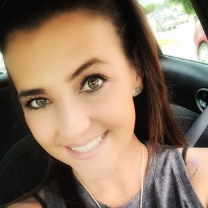 Meet your Posher, Kristen